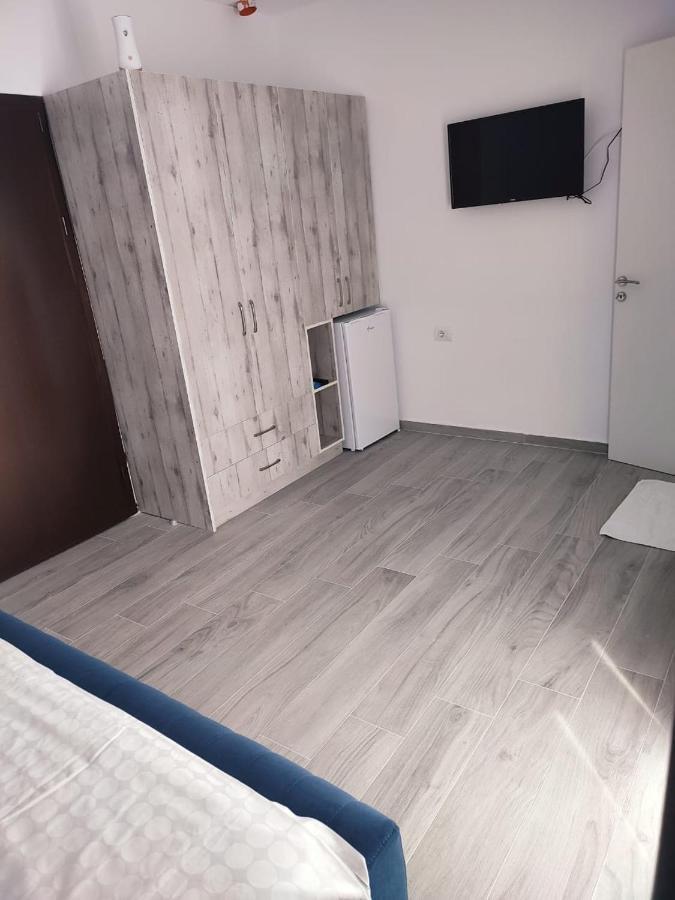 Apartament Proda *